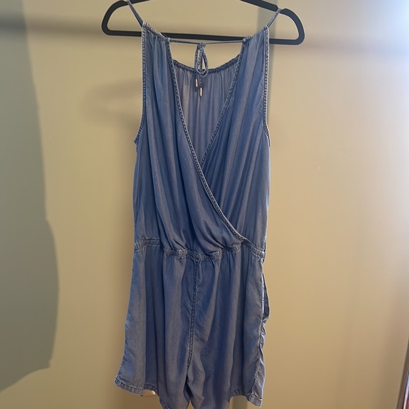 Blue denim looking shorts romper unworn in excellent condition. - Picture 2 of 6